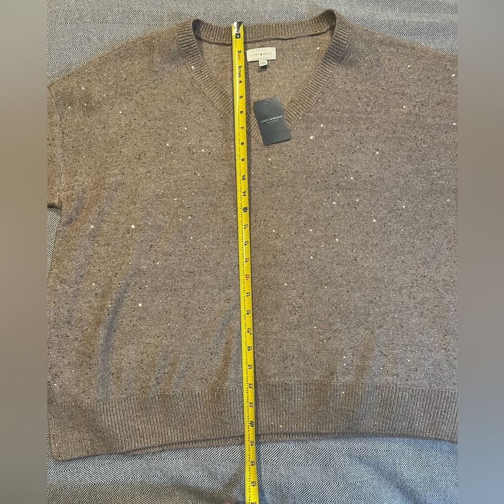 NWT Lucky Brand Gold V-Neck Sweater XL - Picture 9 of 13